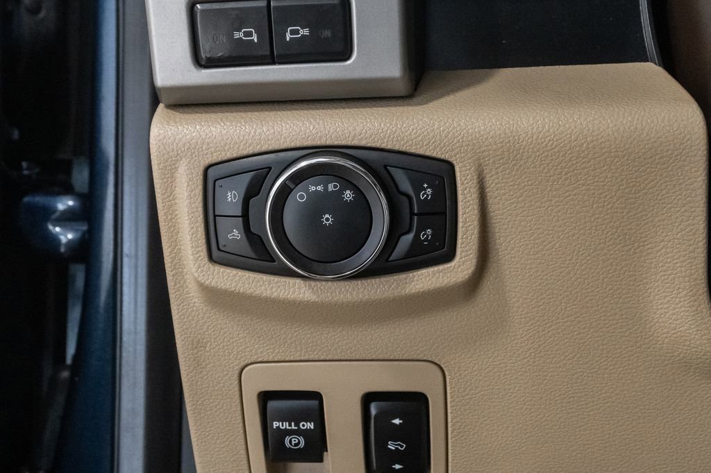 Used 2018 Ford F150 Lariat image 11