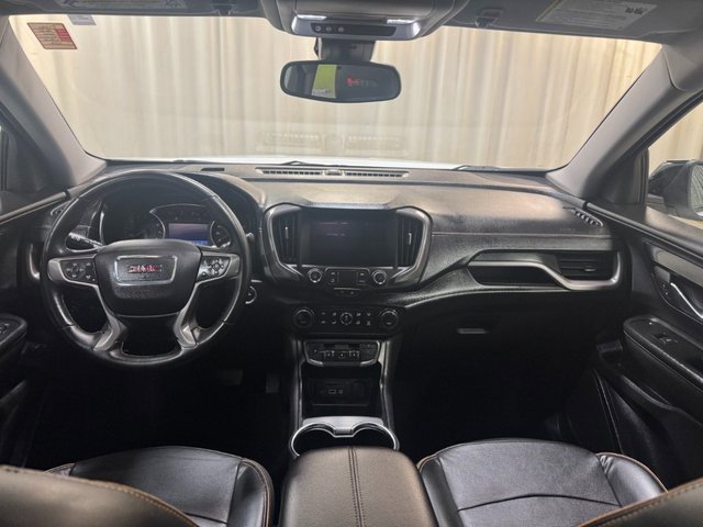 Used 2024 GMC Terrain AT4 image 22