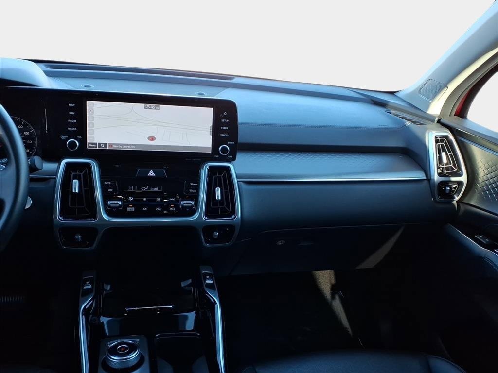 Used 2022 Kia Sorento SX w/ Panoramic Sunroof Package image 13