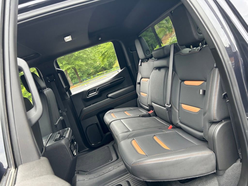 Used 2024 GMC Sierra 1500 AT4 w/ Technology Package AWD/4WD image 48
