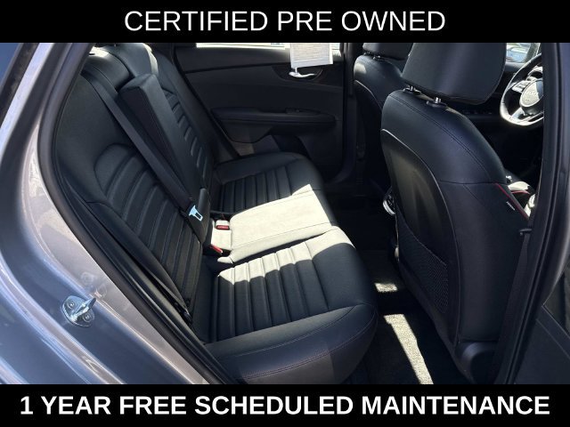 Used 2022 Kia Forte GT FWD image 11
