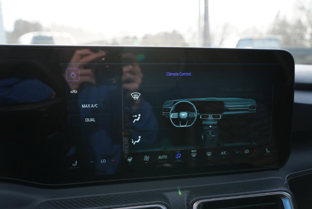 Used 2025 Ford Mustang GT Premium w/ GT Performance Package image 38