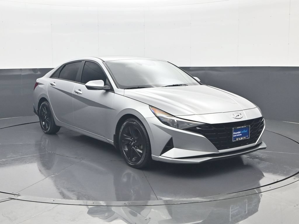 Certified 2022 Hyundai Elantra SEL FWD image 4