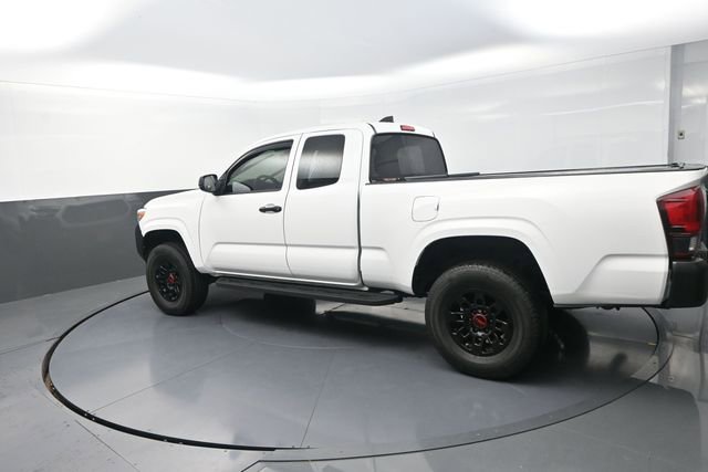 Used 2022 Toyota Tacoma SR RWD image 57