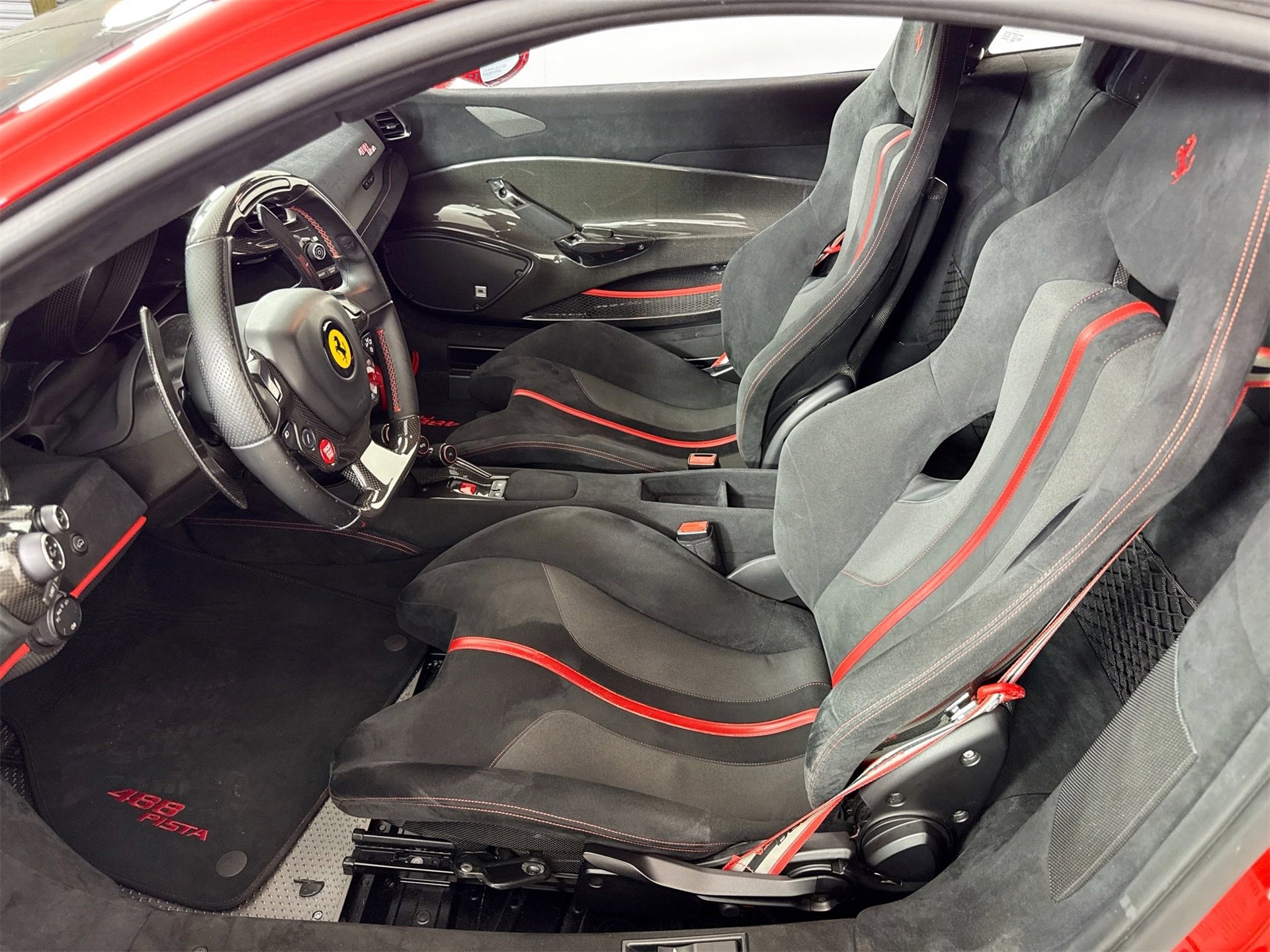 Certified 2020 Ferrari 488 Pista Coupe image 9