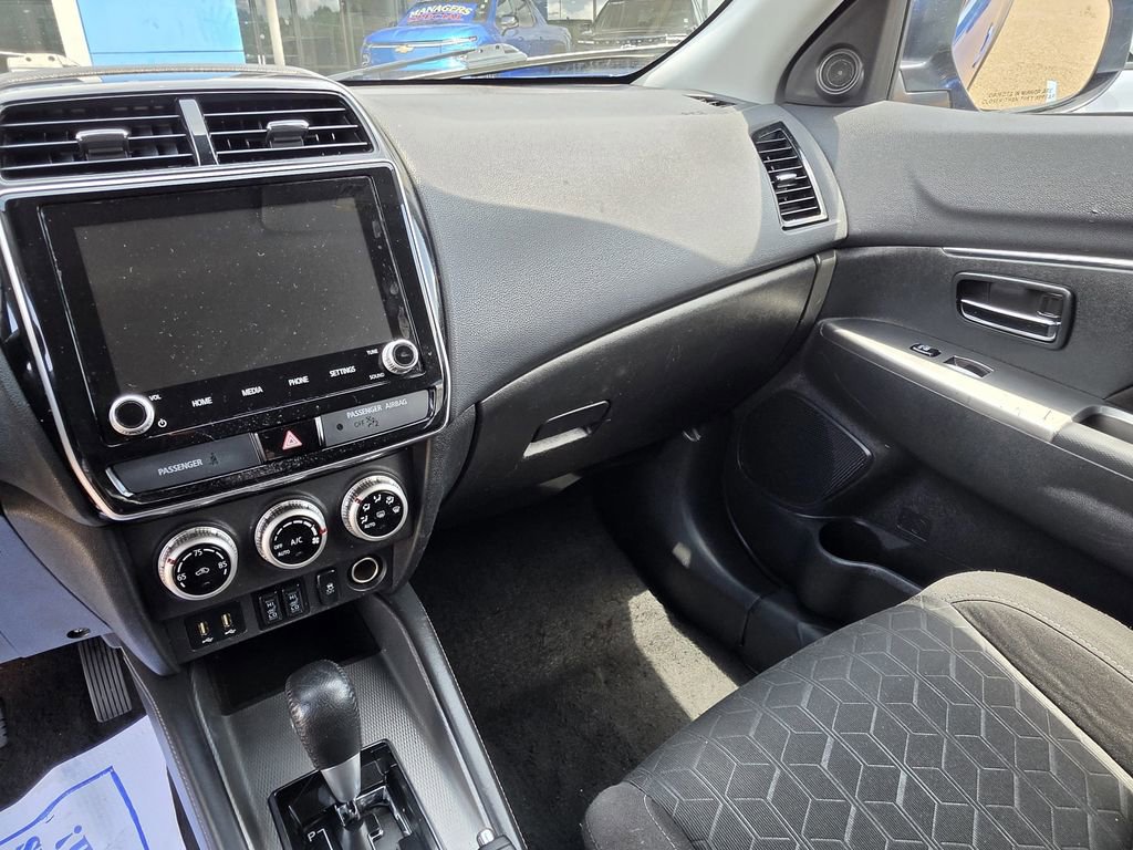 Used 2020 Mitsubishi Outlander Sport SE FWD image 12