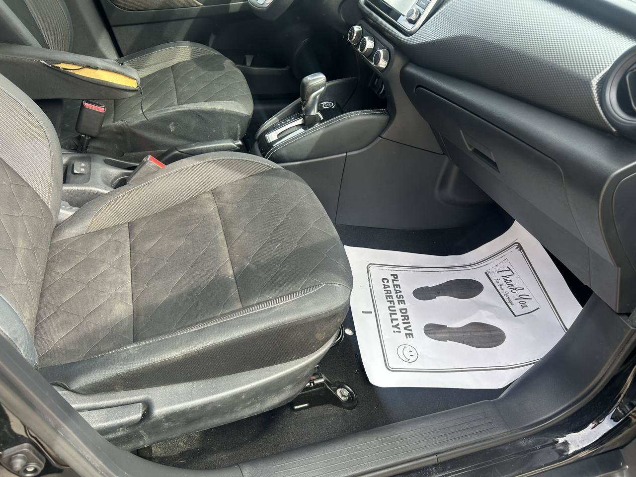 Used 2019 Nissan Kicks S FWD image 12