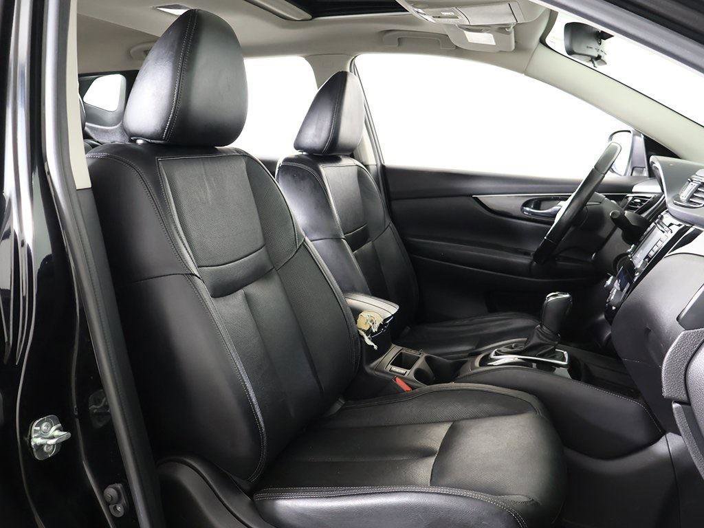 Used 2018 Nissan Rogue Sport SL w/ SL Premium Package image 30