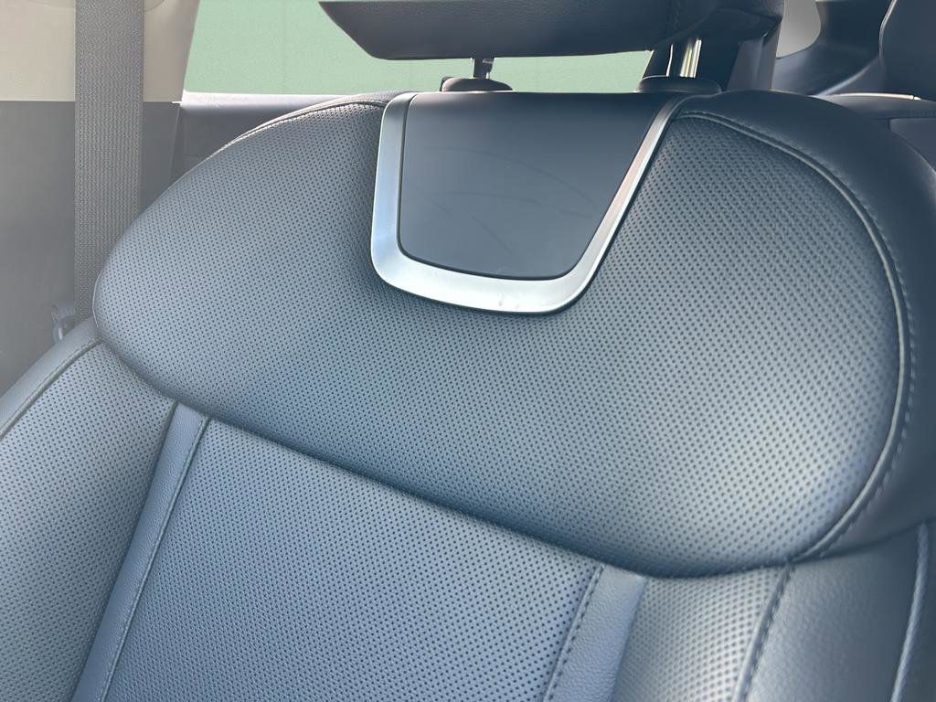 Certified 2025 Hyundai Tucson Limited image 47