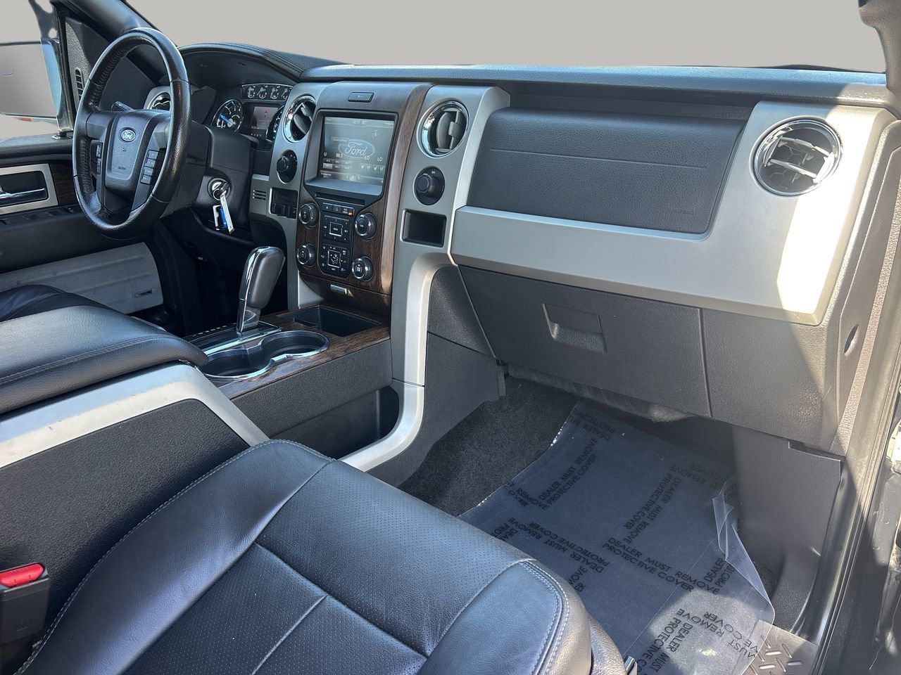 Used 2014 Ford F150 Lariat w/ Equipment Group 502A Luxury image 12