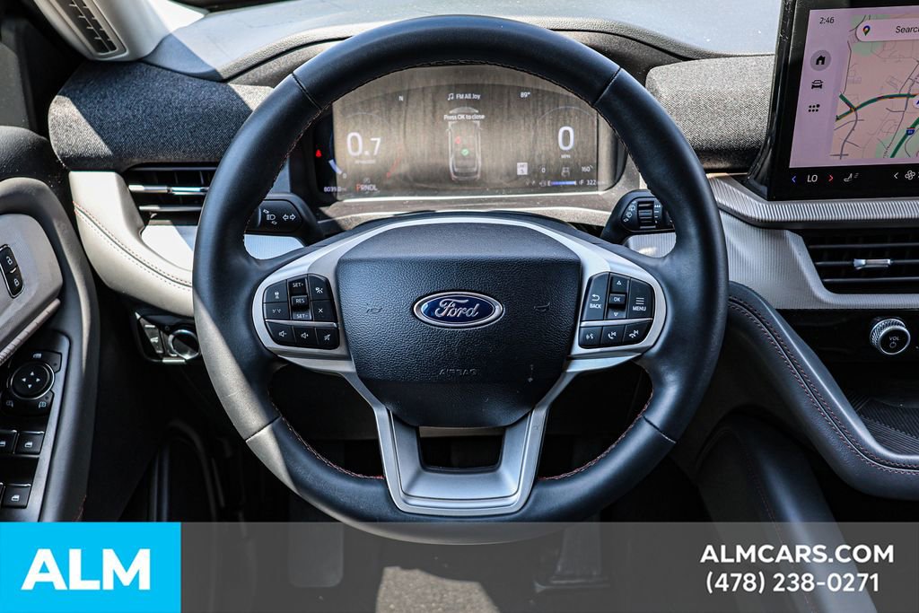 Used 2025 Ford Explorer Active image 27
