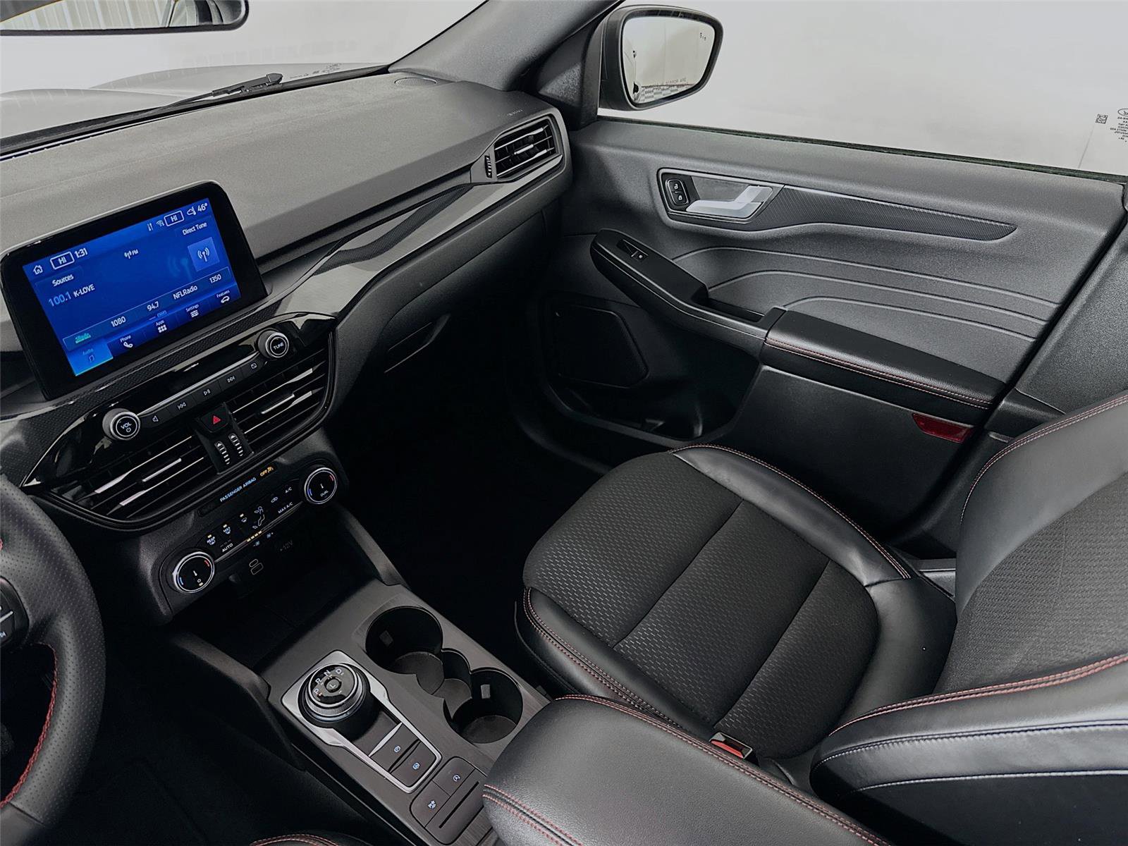 Used 2025 Ford Escape ST-Line image 22