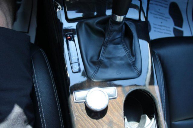 Used 2015 Mercedes-Benz SLK 250 w/ Premium Package image 34