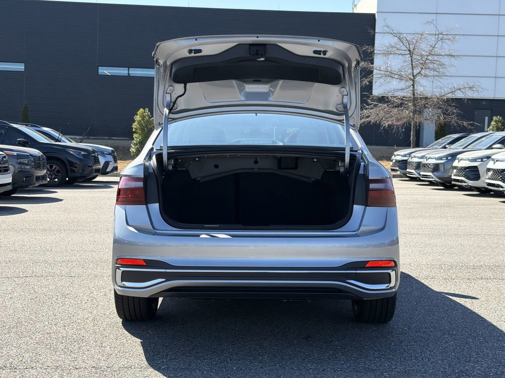 New 2026 Volkswagen Jetta SEL image 15