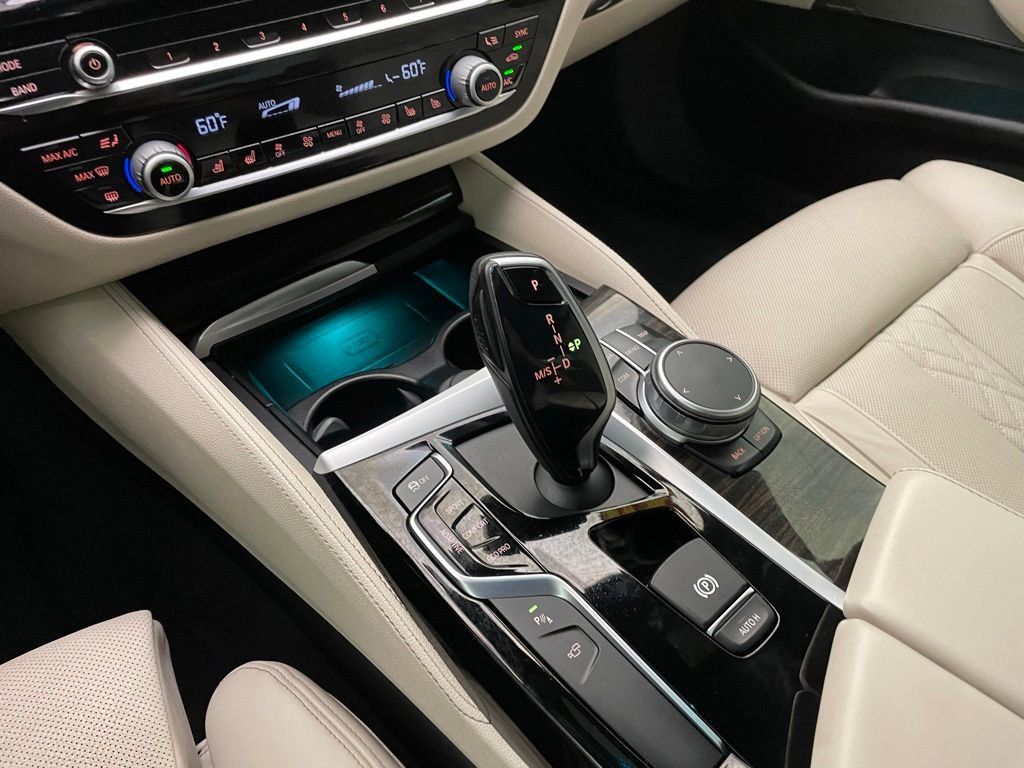 Used 2020 BMW M550i xDrive w/ Premium Package AWD/4WD image 19