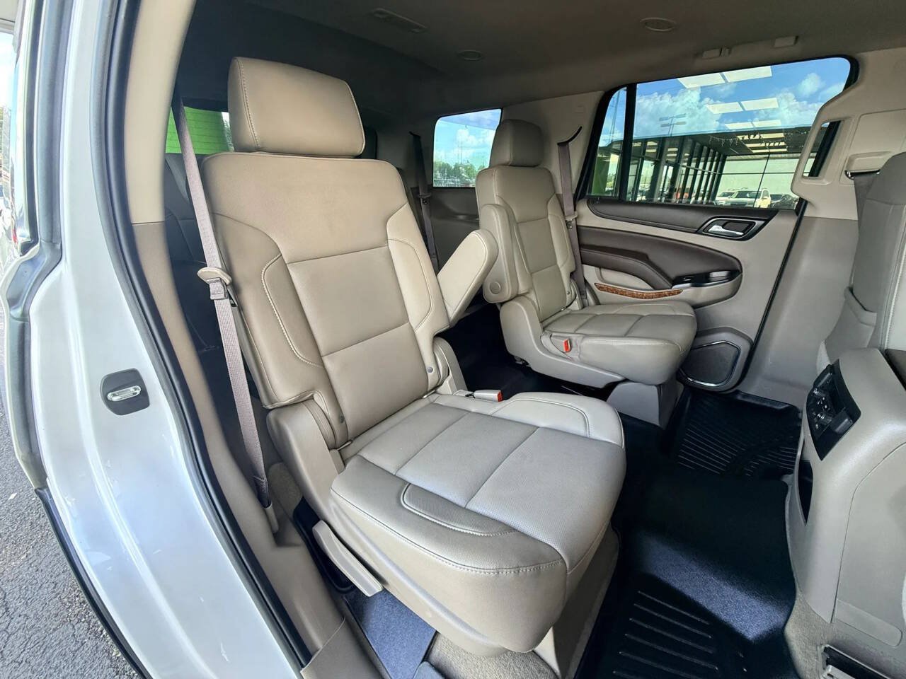 Used 2017 Chevrolet Tahoe Premier AWD/4WD image 16
