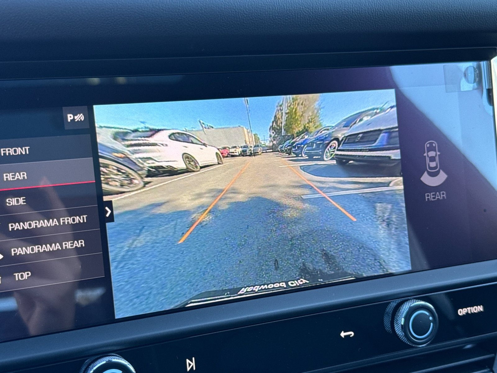 Certified 2026 Porsche Macan AWD/4WD image 23