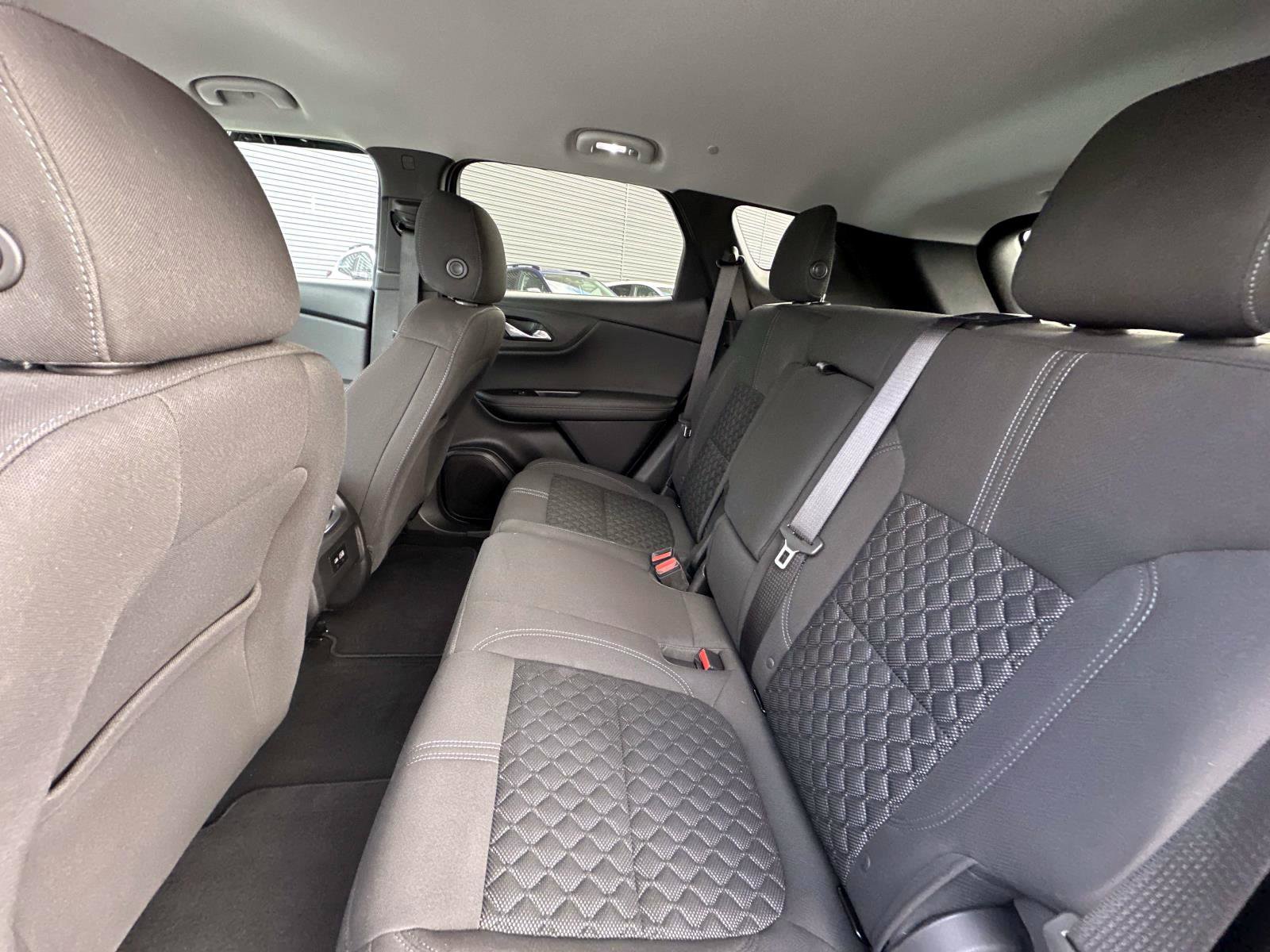 Used 2020 Chevrolet Blazer LT image 15