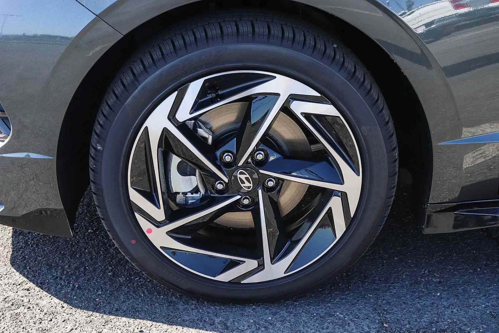 New 2026 Hyundai Sonata SEL FWD image 14