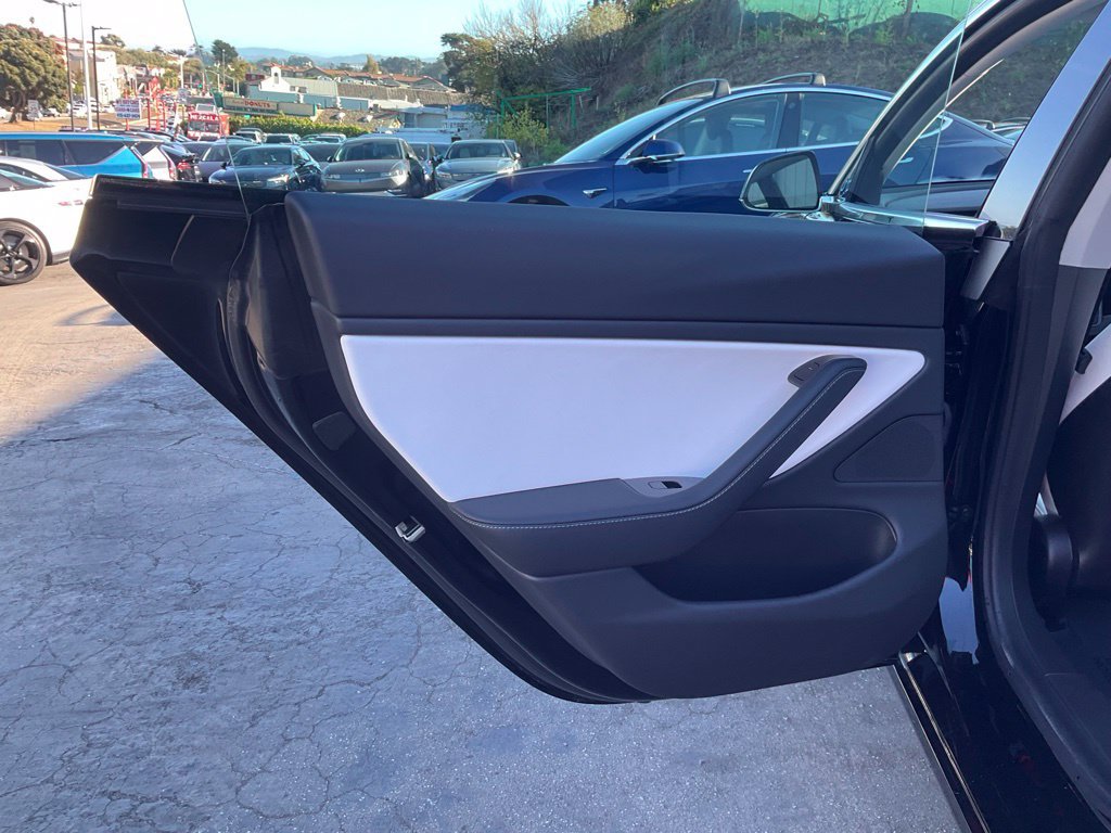Used 2020 Tesla Model 3 Performance AWD/4WD image 33
