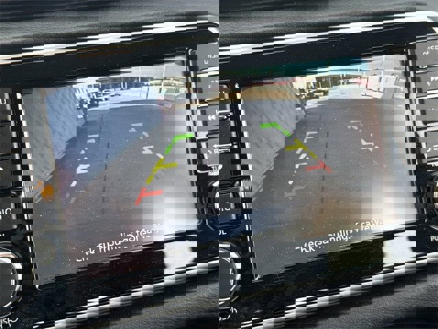 Used 2025 Nissan Versa S w/ Trunk Package image 17