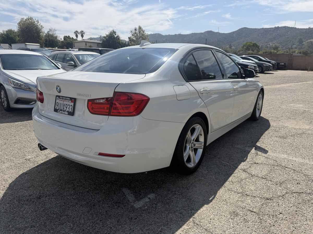 Used 2015 BMW 328i Sedan RWD image 5