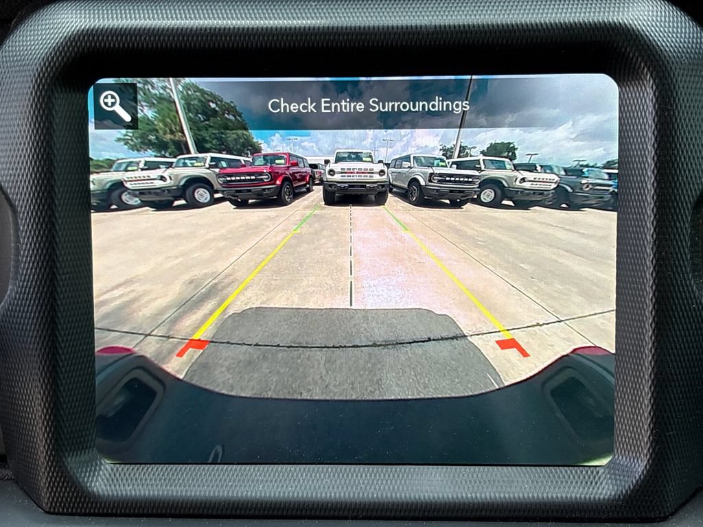 Used 2022 Jeep Gladiator Rubicon w/ LED Lighting Group AWD/4WD image 27