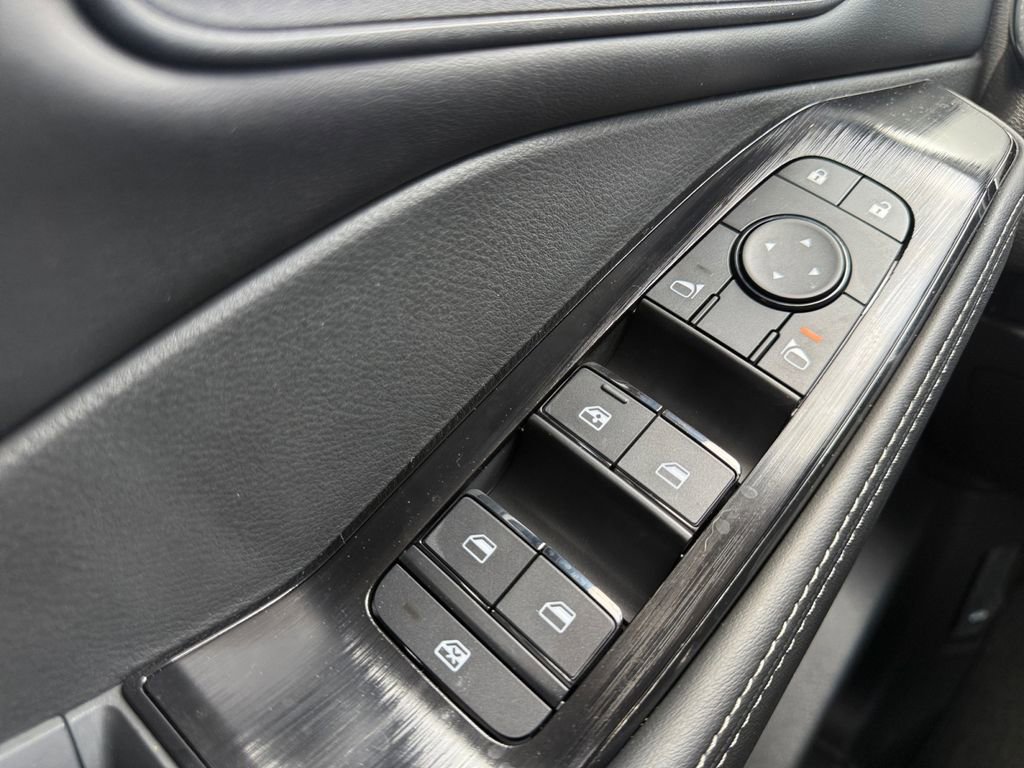 New 2026 Nissan Rogue Dark Armor AWD/4WD image 28