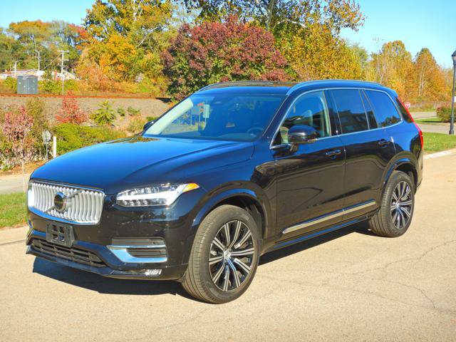 Used 2025 Volvo XC90 B6 Plus image 1