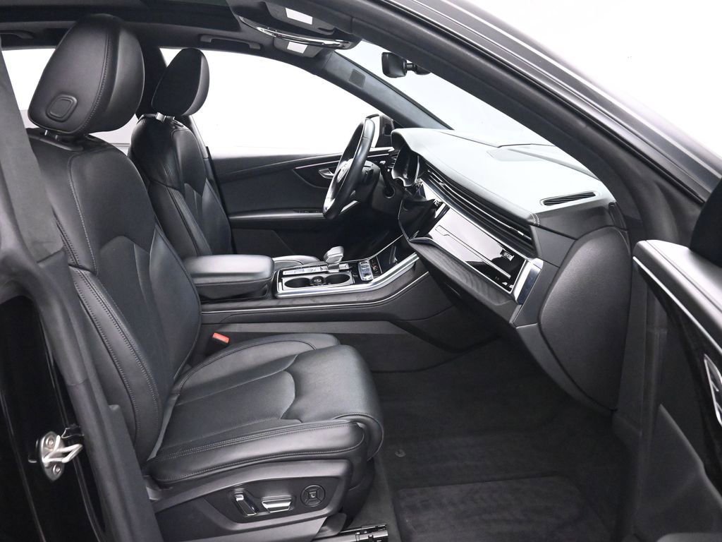 Used 2023 Audi Q8 Prestige w/ Prestige Package AWD/4WD image 26
