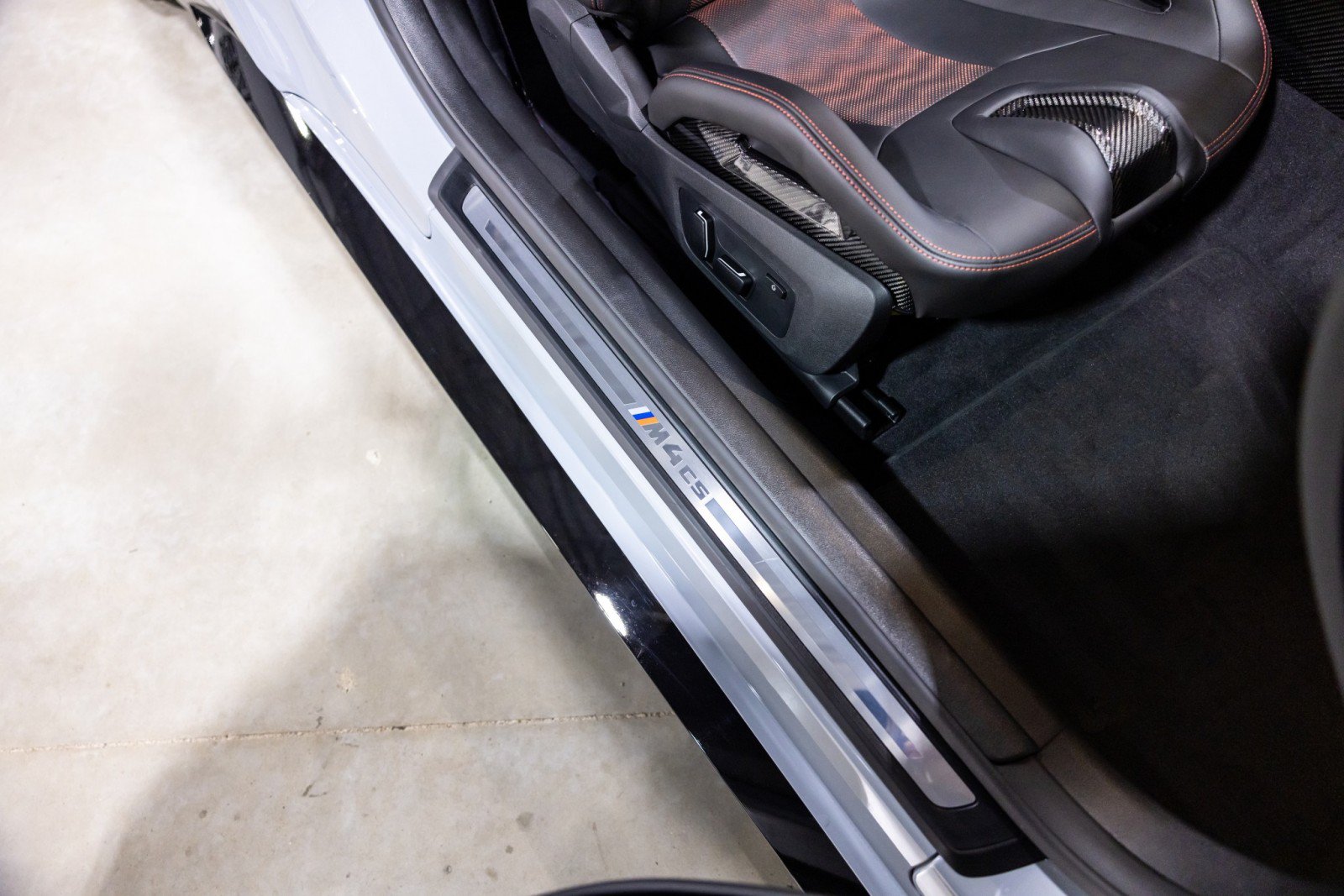 Used 2025 BMW M4 CS AWD/4WD image 36