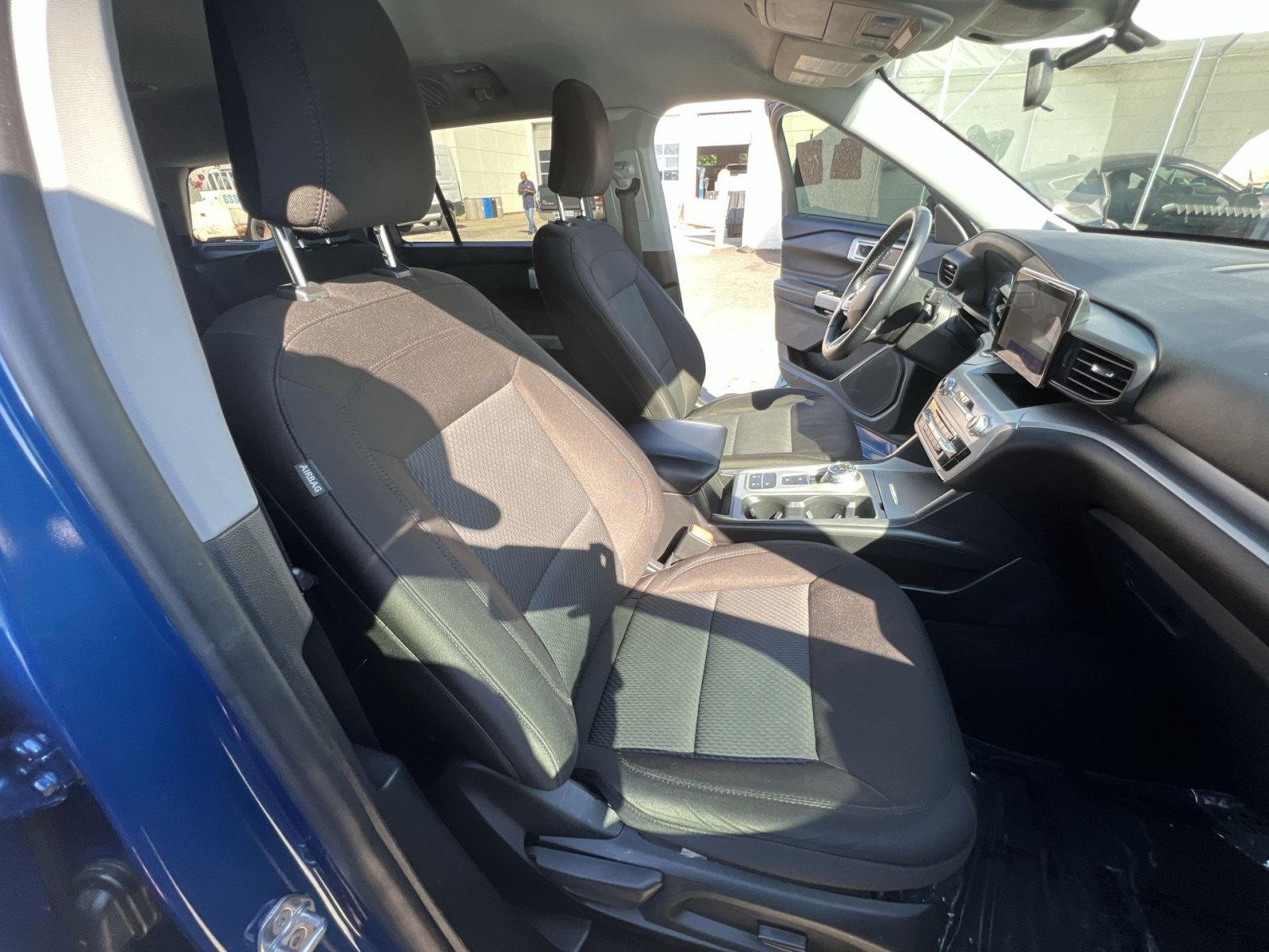 Used 2022 Ford Explorer XLT RWD image 34