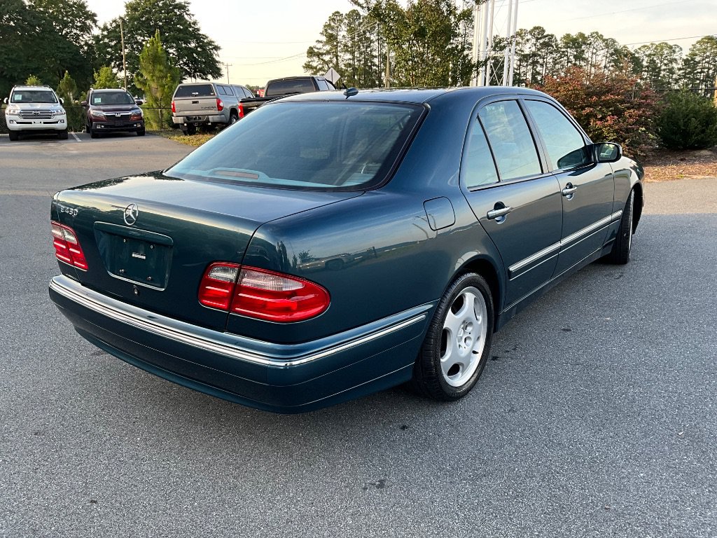 Used 2000 Mercedes-Benz E 430 Sedan image 4