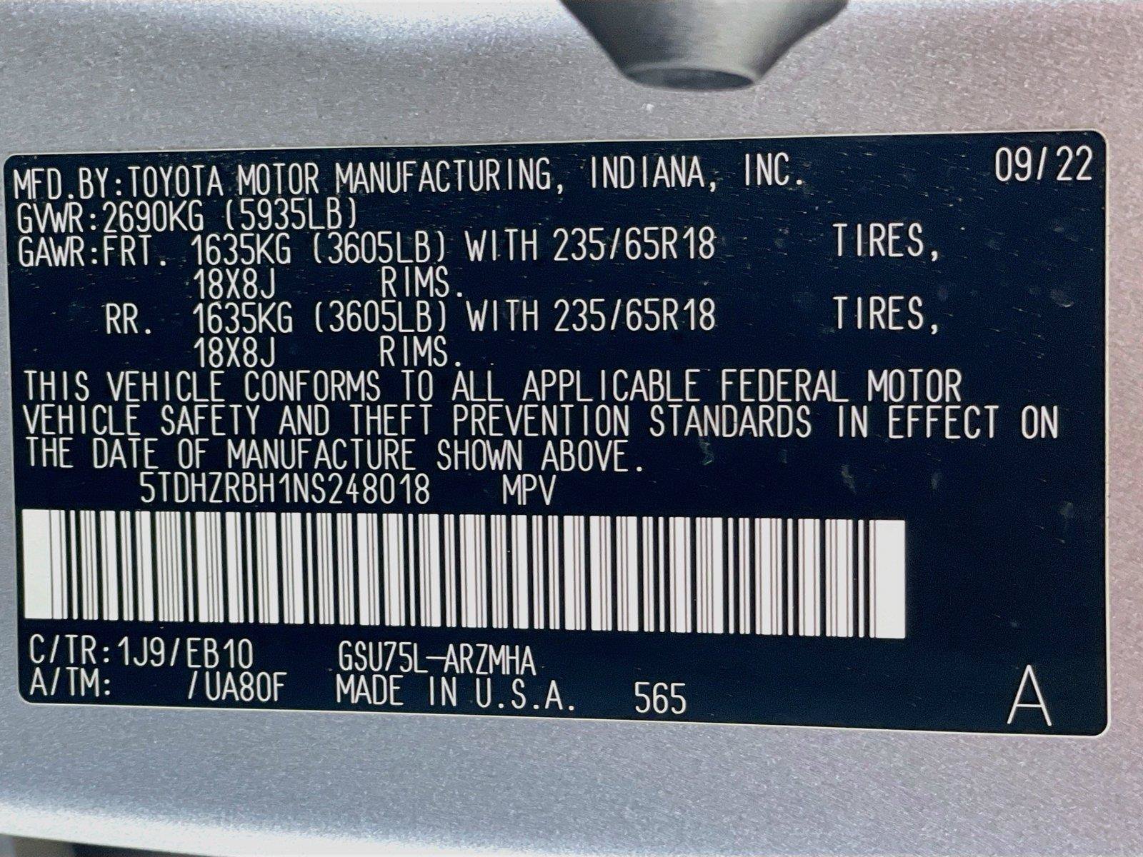 Used 2022 Toyota Highlander XLE AWD/4WD image 37