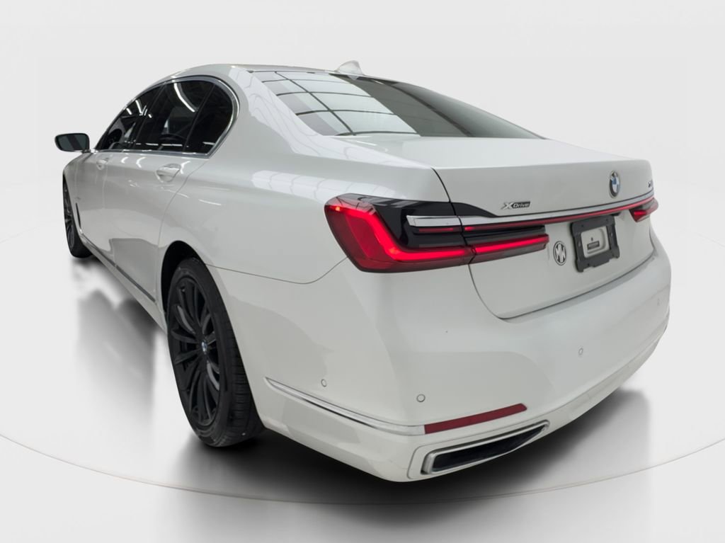 Used 2022 BMW 740i xDrive w/ Premium Package AWD/4WD image 10