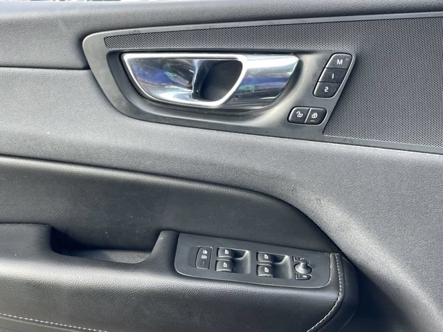 Used 2019 Volvo XC60 T5 Momentum w/ Protection Package Premier FWD image 22