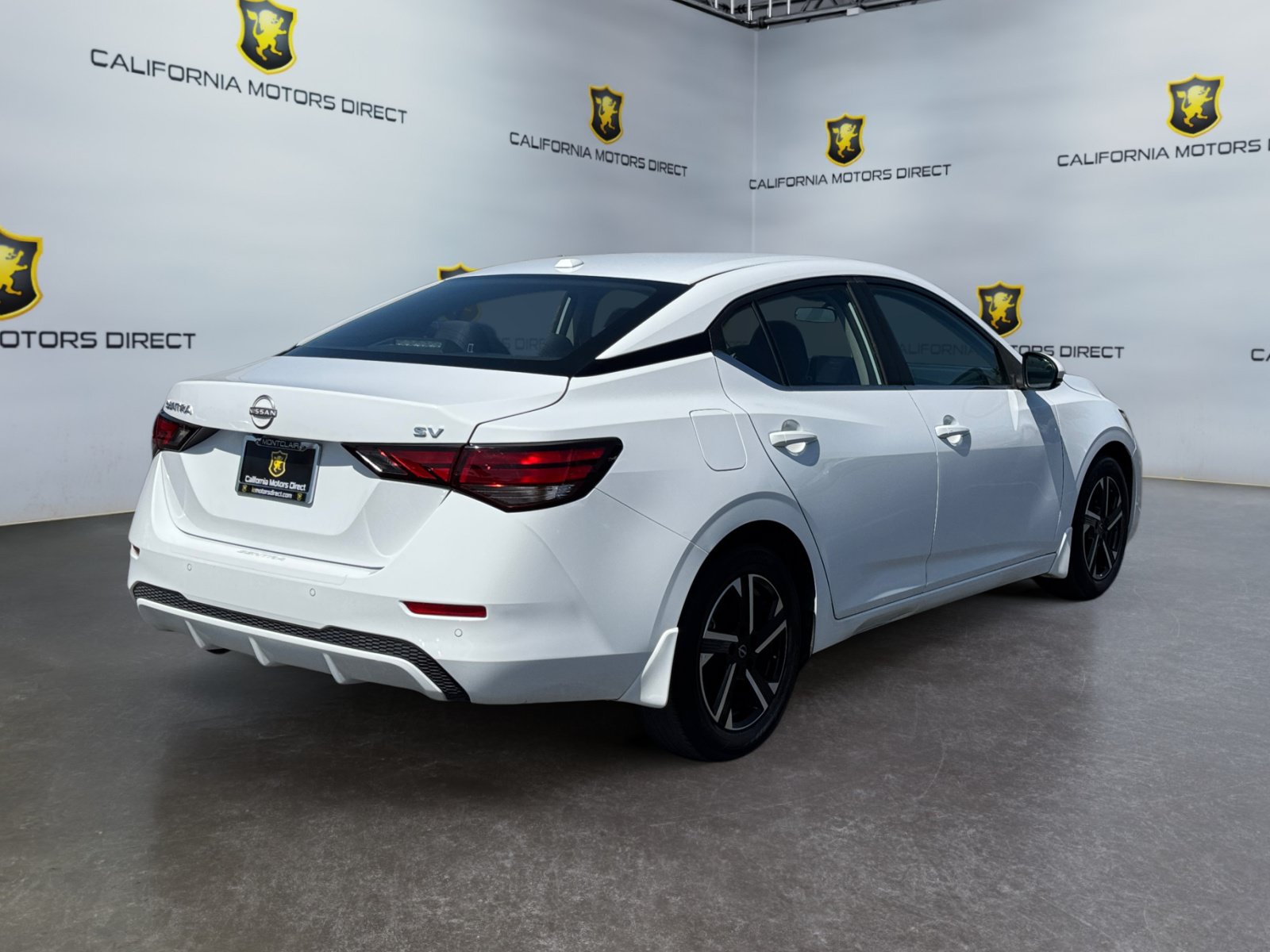 Used 2024 Nissan Sentra SV FWD image 5