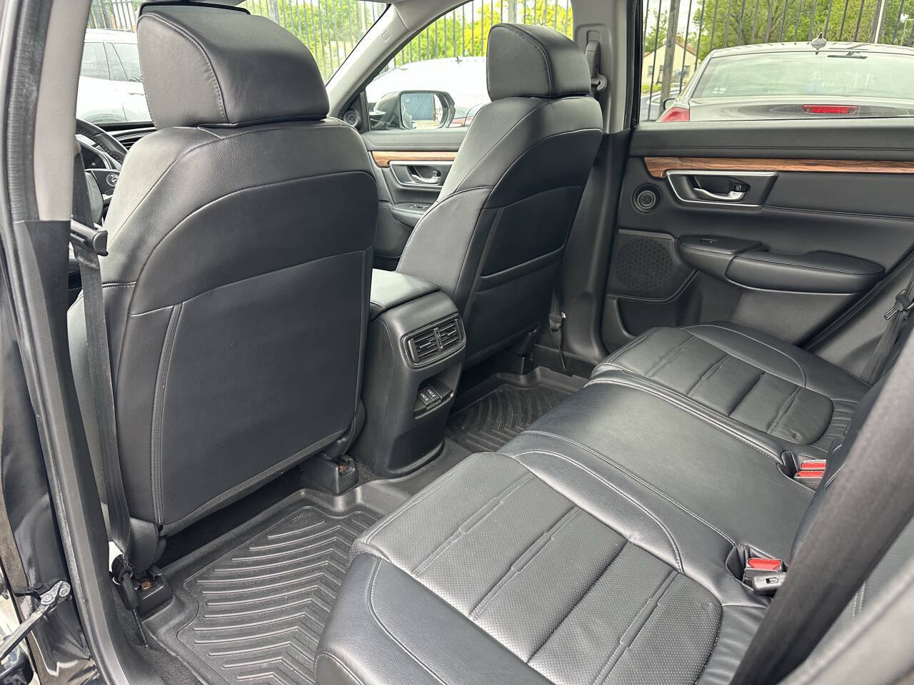 Used 2018 Honda CR-V Touring image 38
