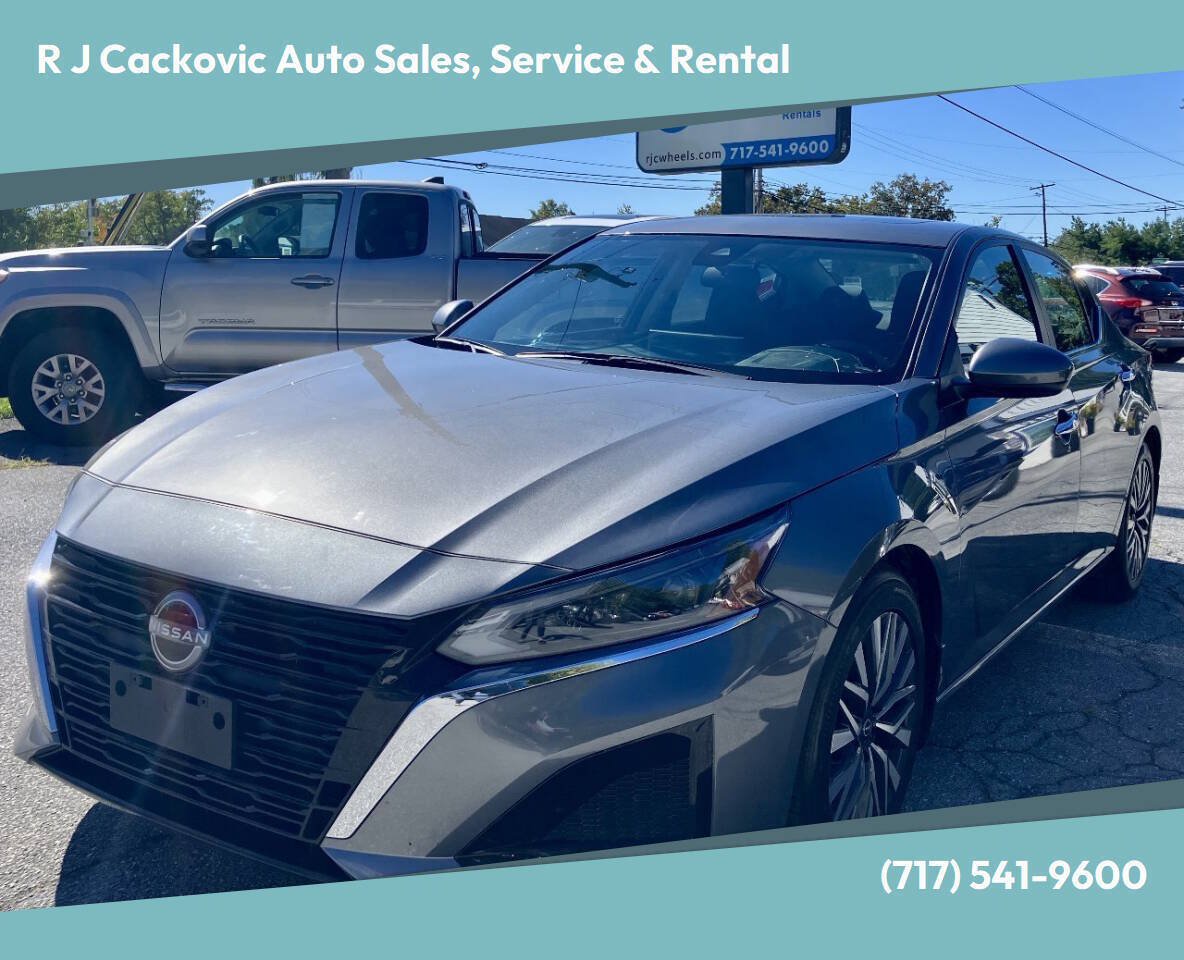 Used 2024 Nissan Altima 2.5 SV w/ SV Premium Package FWD image 1