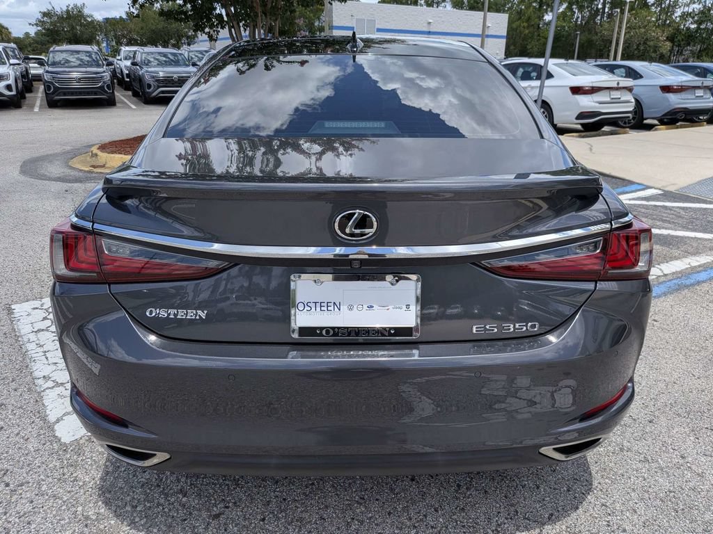 Used 2022 Lexus ES 350 Ultra Luxury w/ Accessory Package 2 FWD image 5