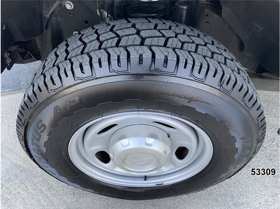 Used 2021 Ford F250 XL w/ Power Equipment Group RWD image 16