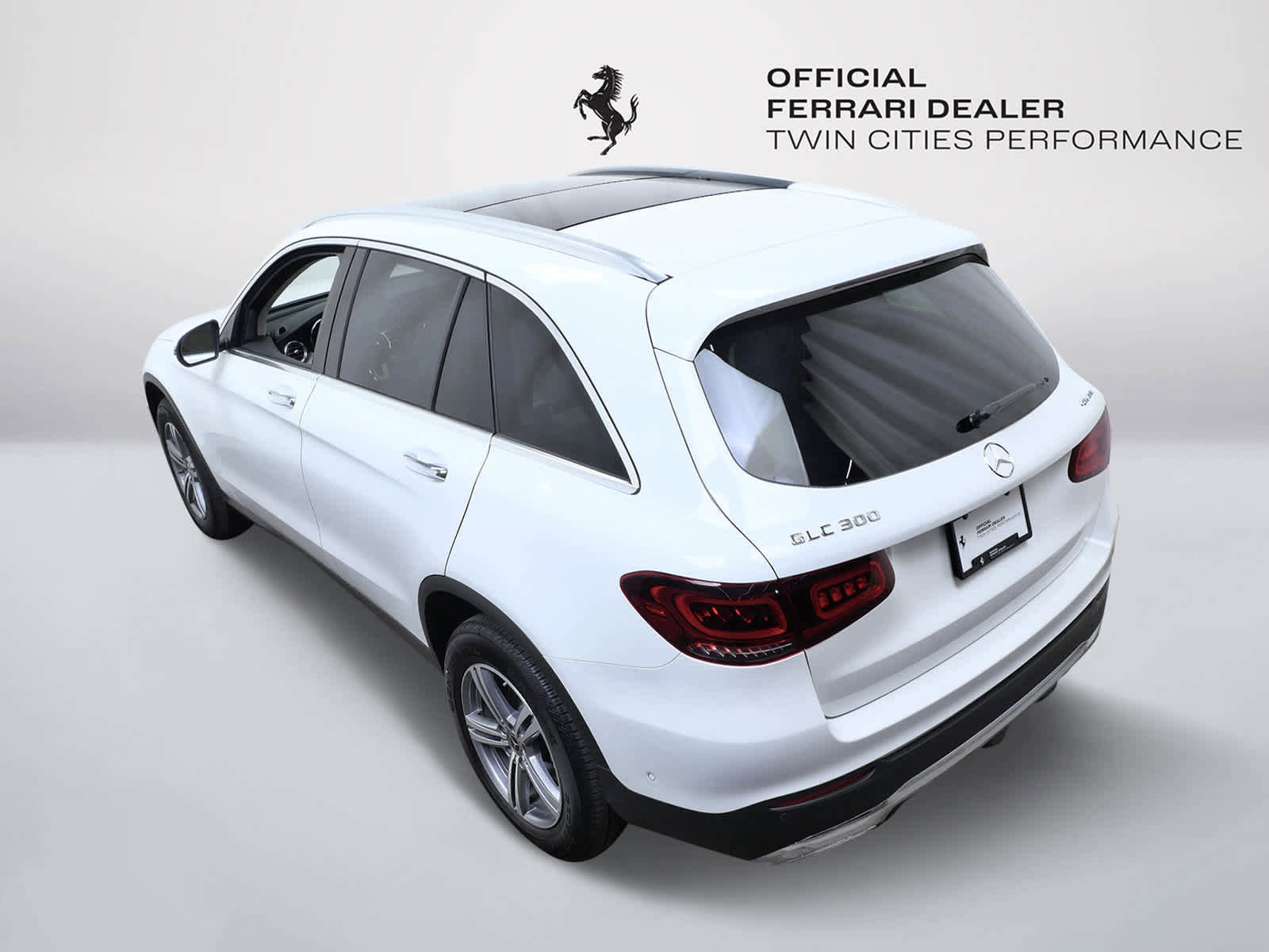 Used 2022 Mercedes-Benz GLC 300 4MATIC image 5