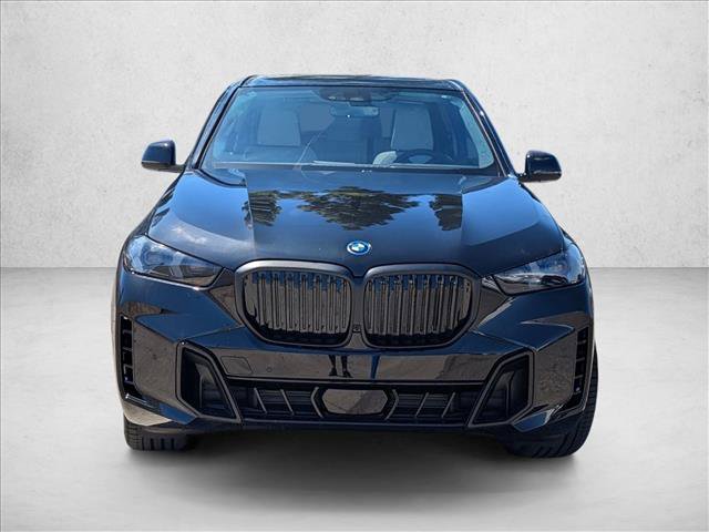 New 2026 BMW X5 xDrive50e w/ M Sport Package AWD/4WD image 3
