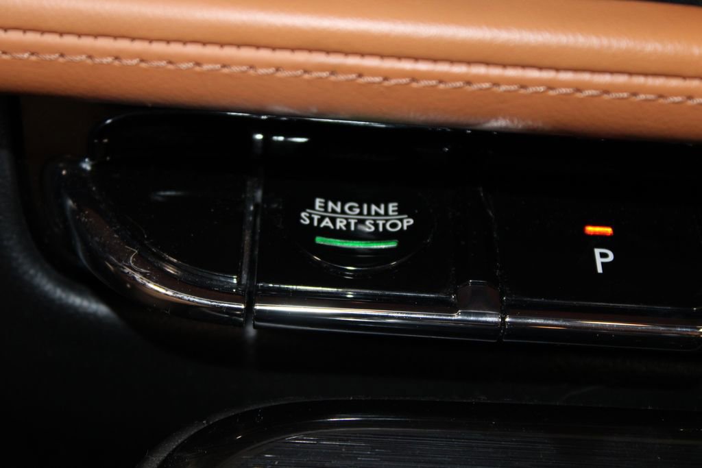 Used 2023 Lincoln Nautilus Black Label w/ Cargo Utility Package image 29