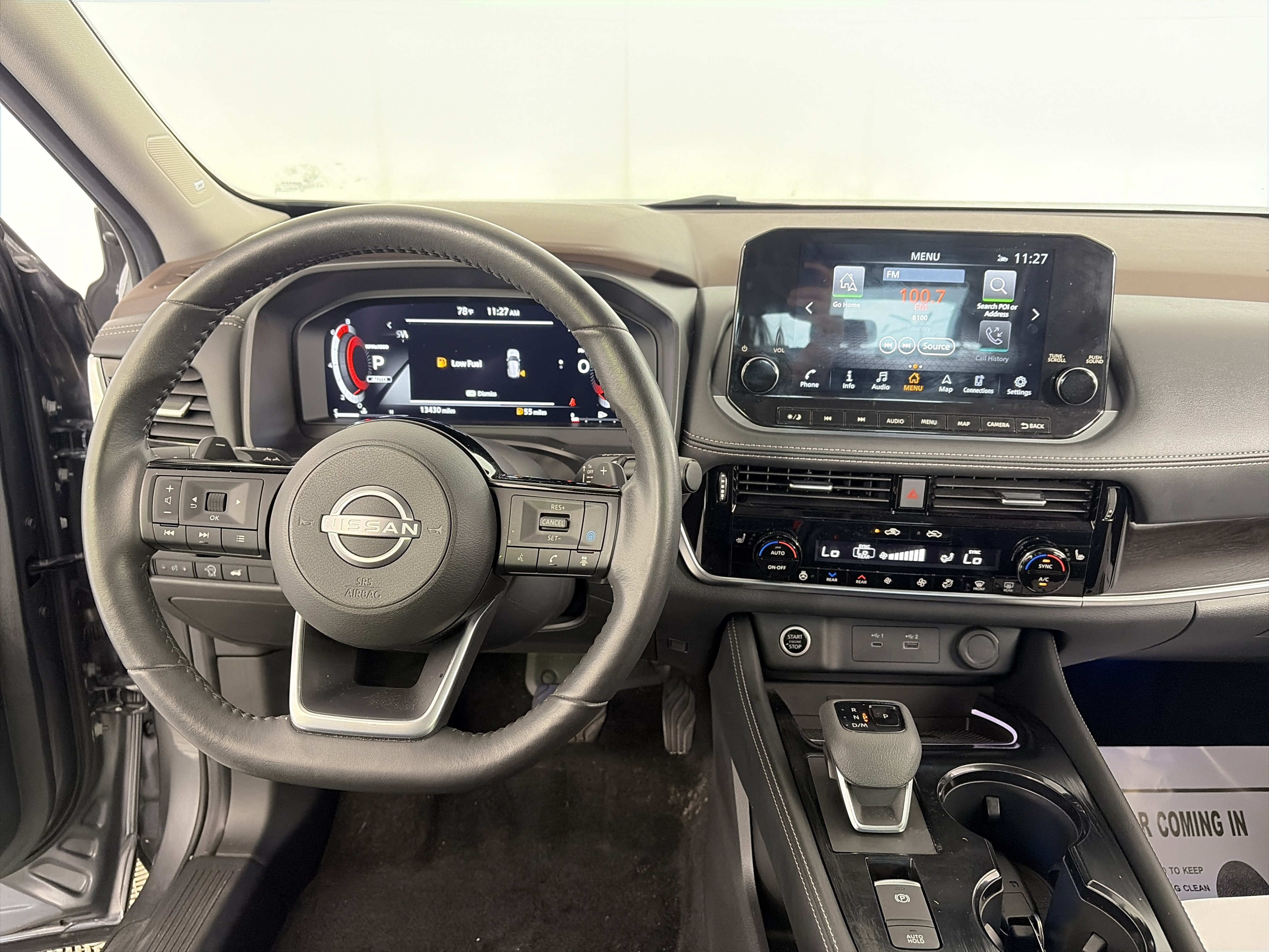 Certified 2023 Nissan Rogue Platinum w/ Platinum Premium Package AWD/4WD image 3