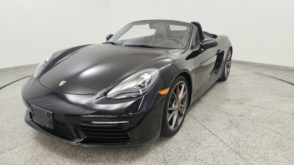 Used 2018 Porsche 718 Boxster S RWD image 11