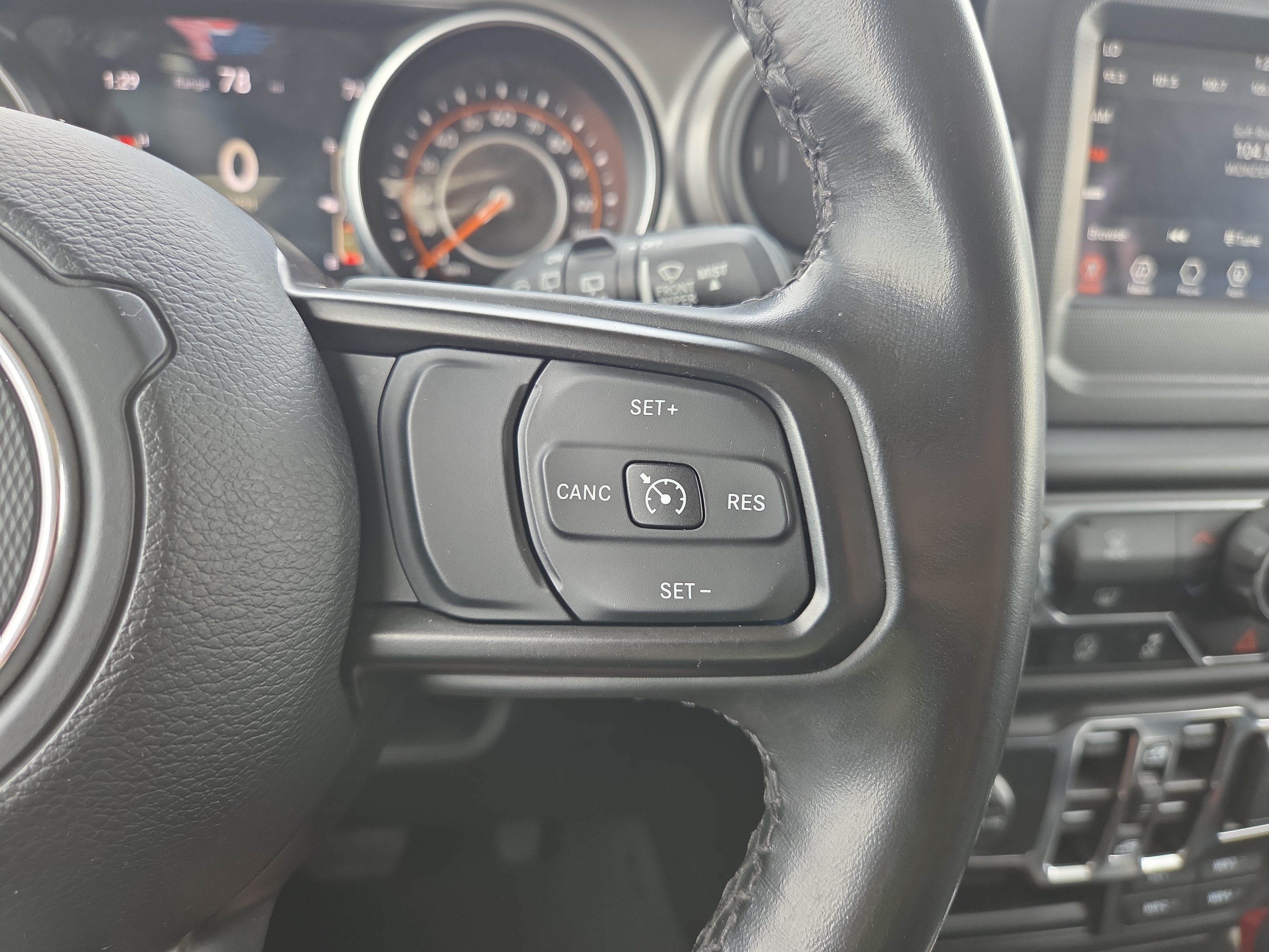 Used 2022 Jeep Wrangler Unlimited Sport AWD/4WD image 12