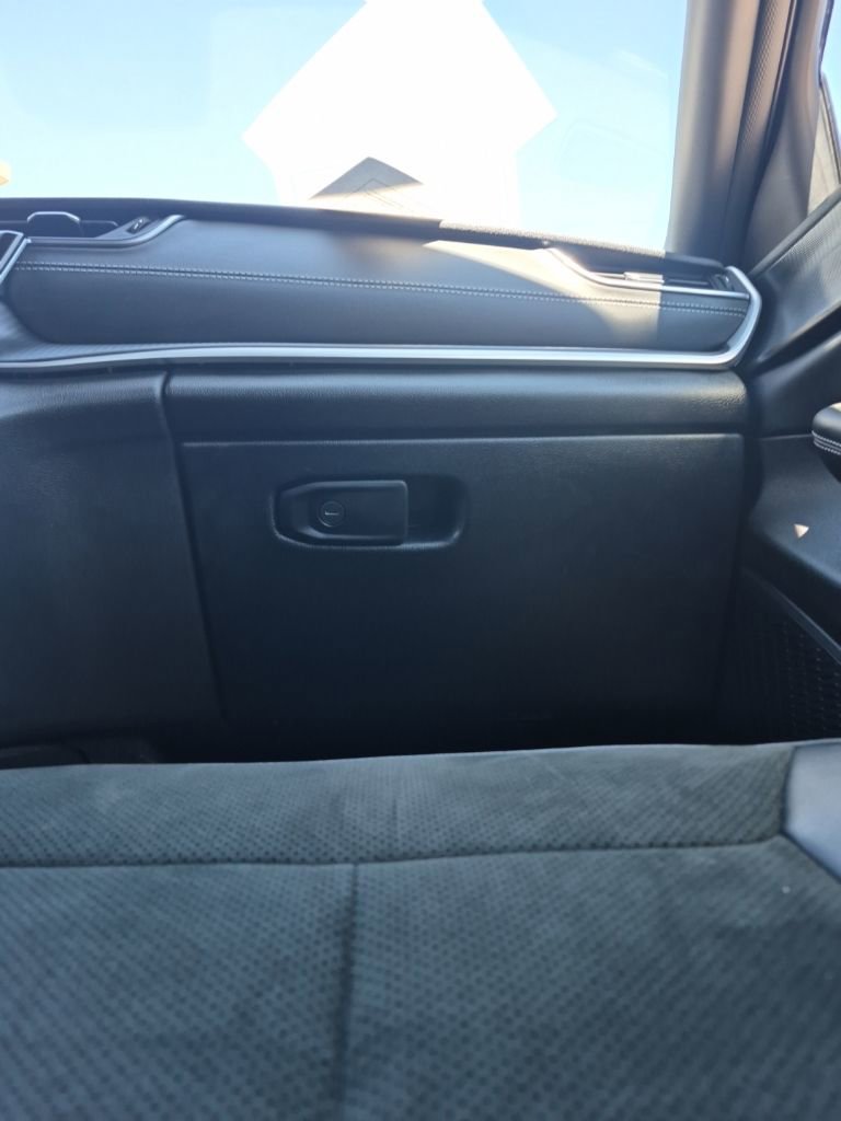 Used 2025 Jeep Grand Cherokee Altitude image 41