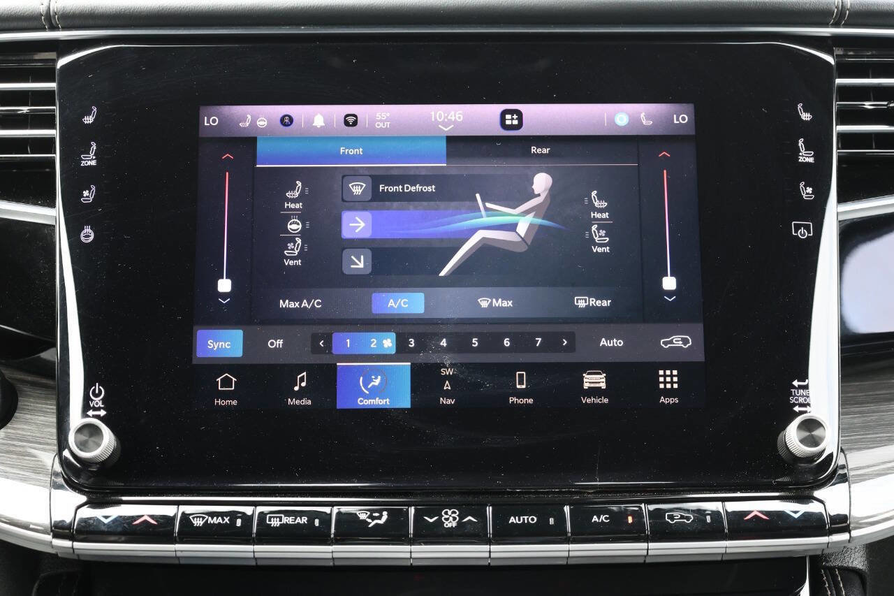 Used 2022 Jeep Wagoneer Series III w/ Premium Group I AWD/4WD image 21