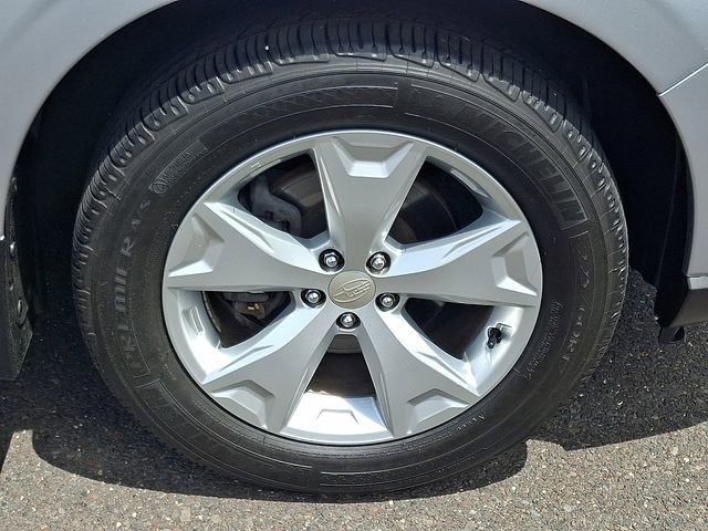 Used 2015 Subaru Forester 2.5i Limited AWD/4WD image 8
